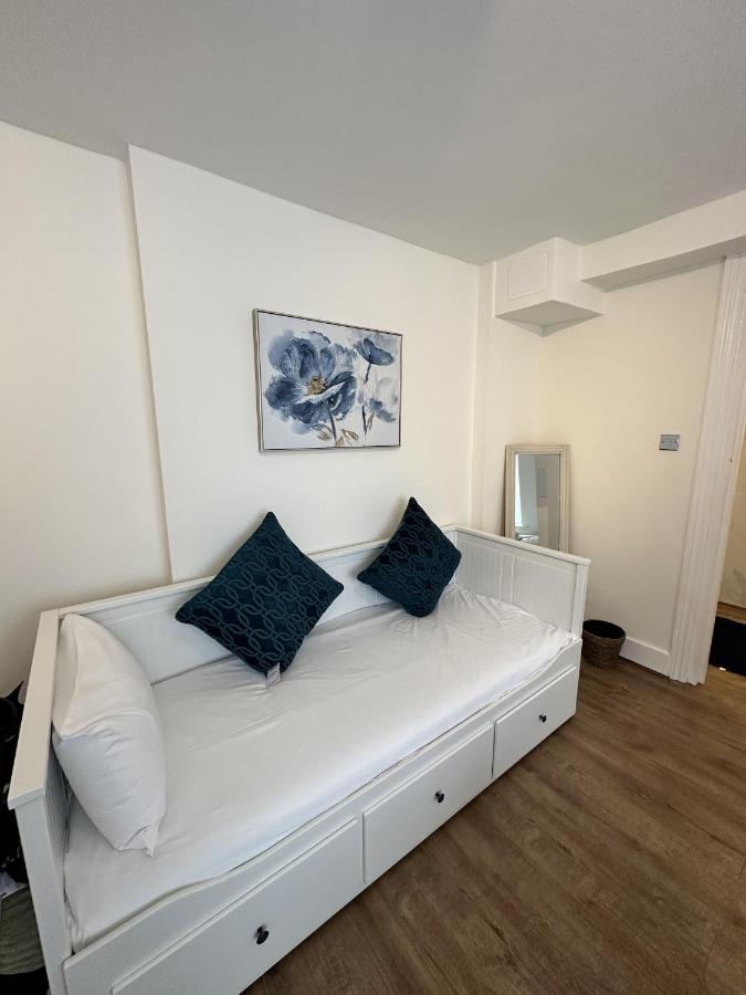 Knightsbridge Harrods Studios Лондон Екстер'єр фото
